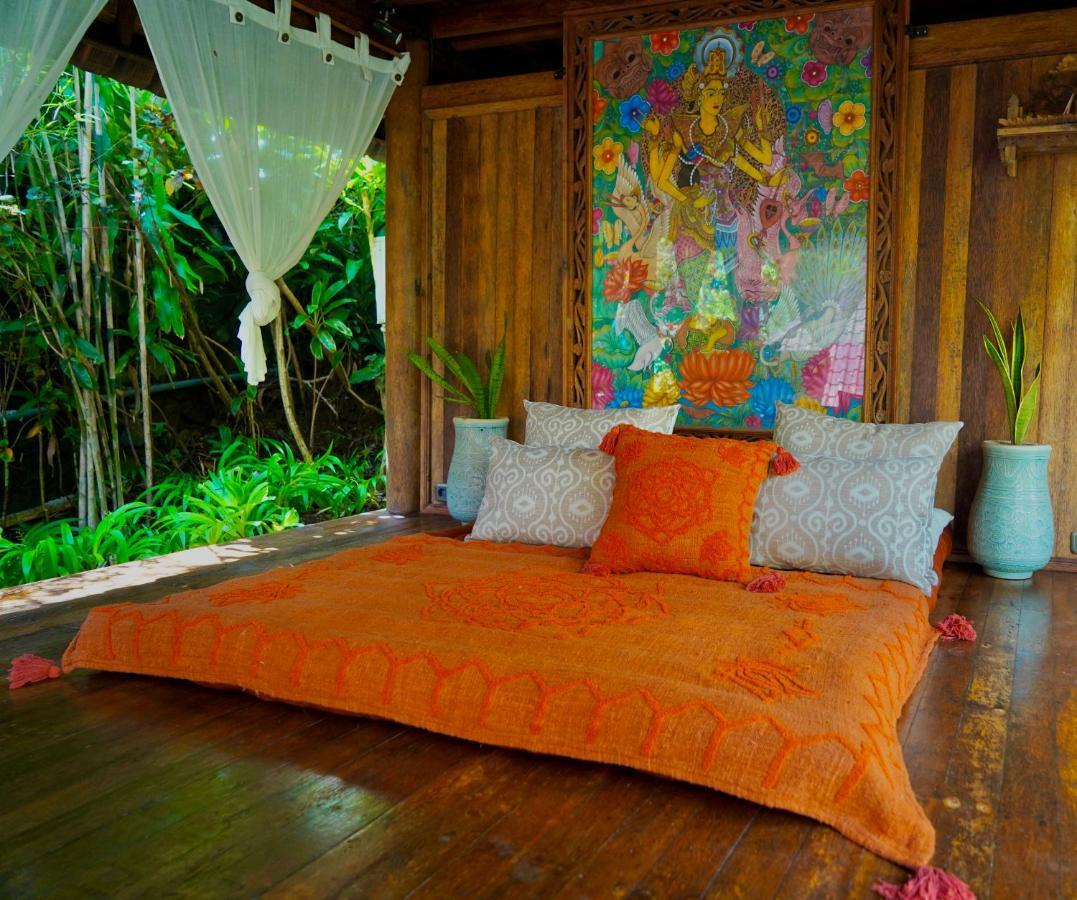 จังเกิล โลตัส วิลลา Hotel อูบุด ภายนอก รูปภาพ