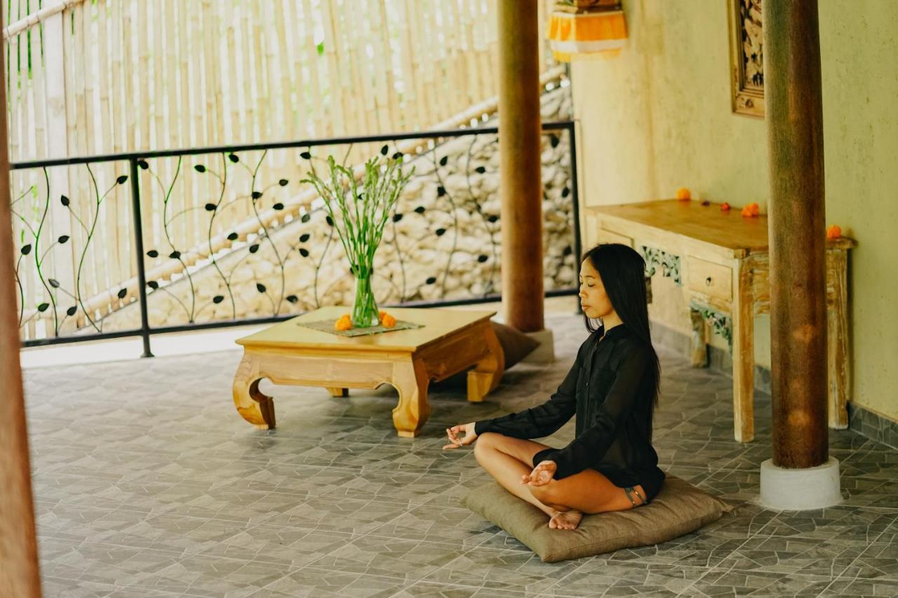 จังเกิล โลตัส วิลลา Hotel อูบุด ภายนอก รูปภาพ